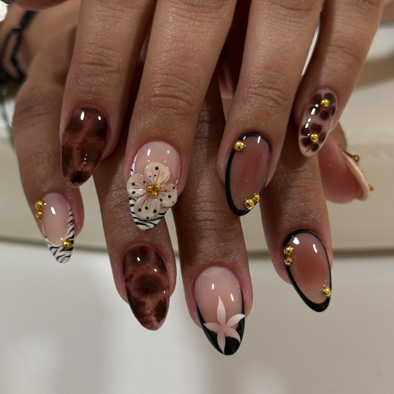 Nail Art Zebra - 24 Uñas Postizas Francesas con Estampado