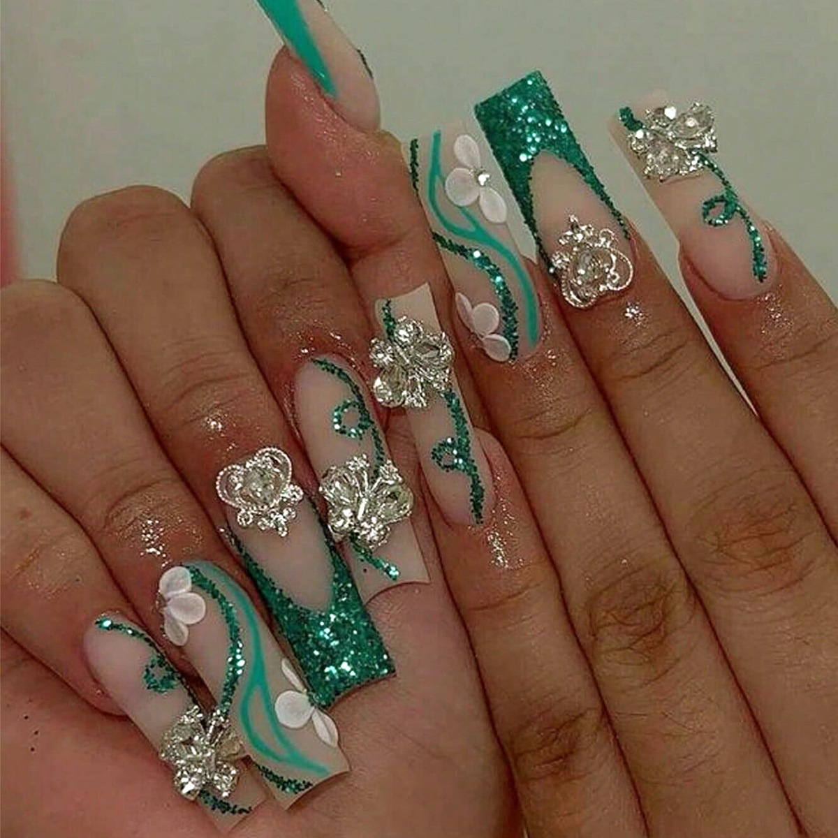 Nail Art Aesthetic - Uñas postizas de bailarina con pegamento