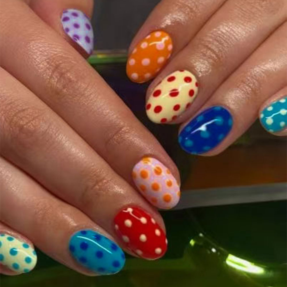 Nail Art Oval - 24 piezas/set de uñas postizas cortas
