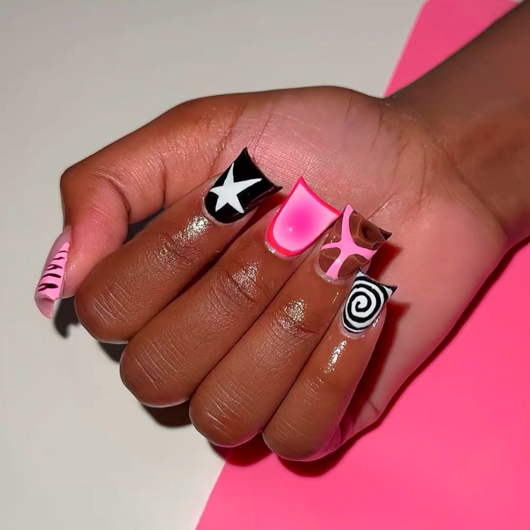 24 Uñas Postizas Rosa y Negras - Nail Art Zebra reseña y precio