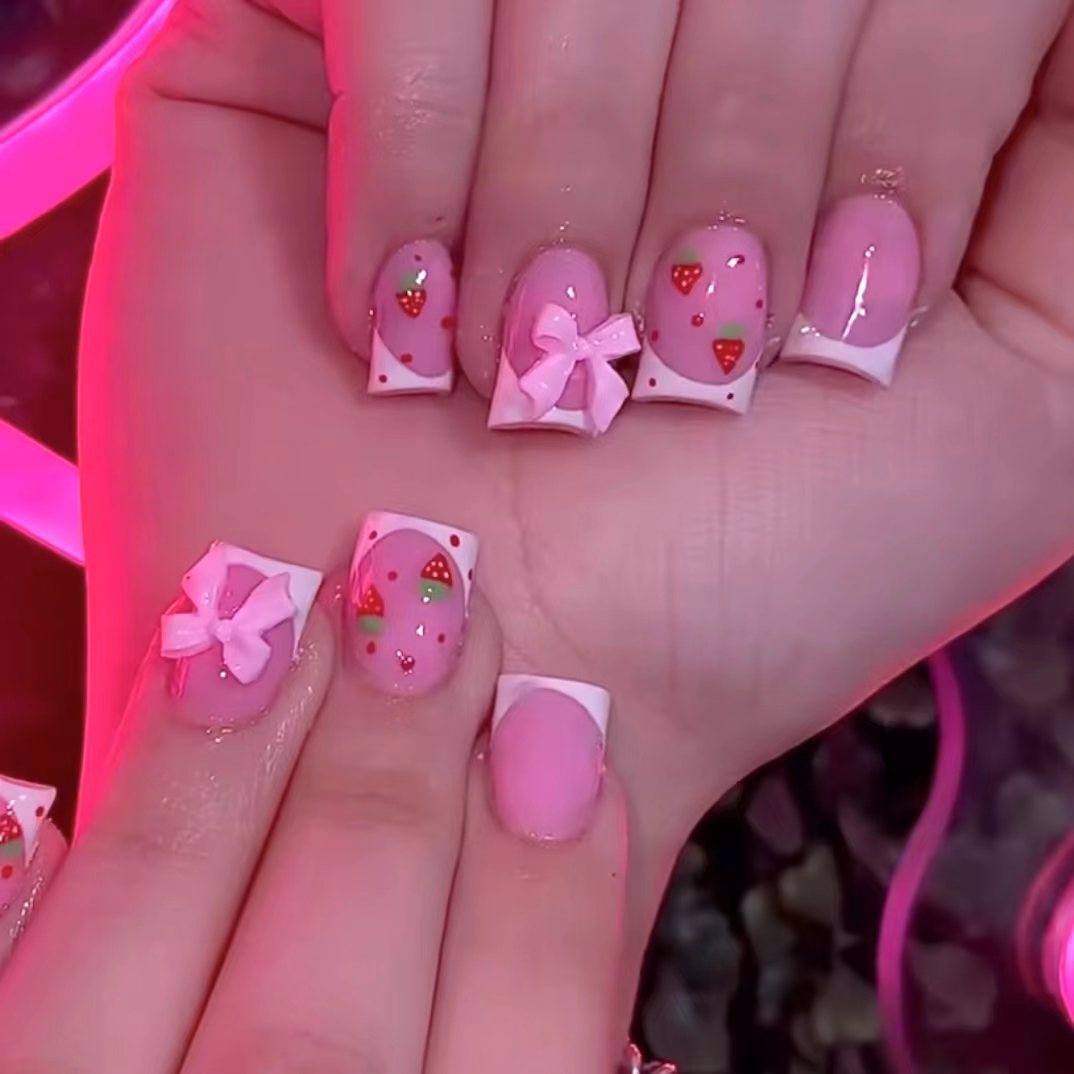 24 Uds. De diseños de fresa ro - Nail Art Aesthetic reseña y precio