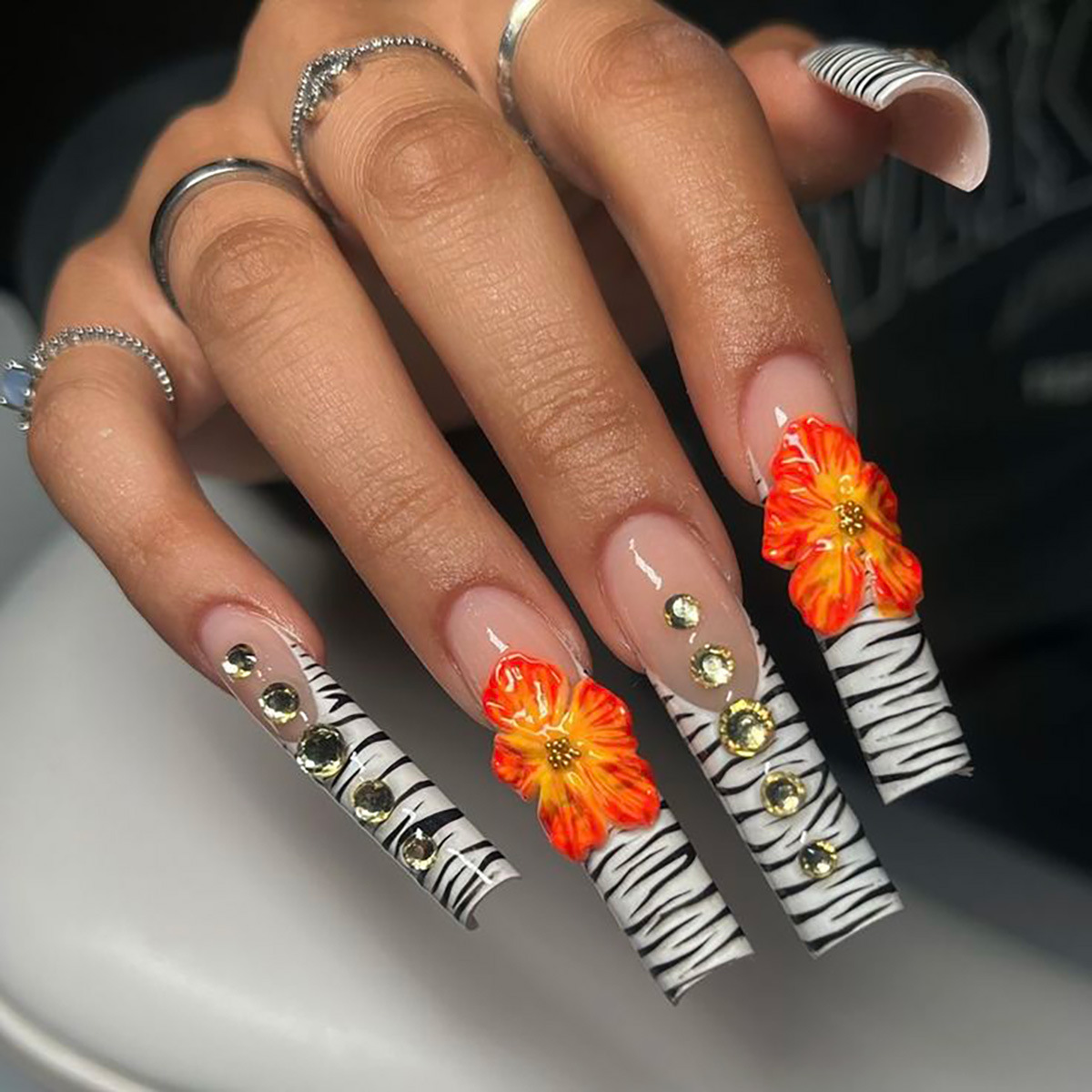 24 Uñas Postizas Largas con Fo - Nail Art Zebra reseña y precio